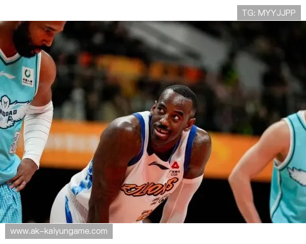 广厦新援桑普森NBA生涯高光回顾，对阵76人爆砍29分，桑普森身高